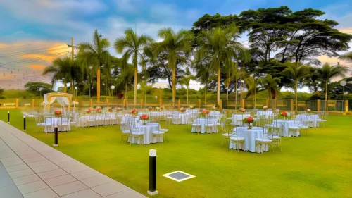 Luisita Central Park Hotel Restauration Photos