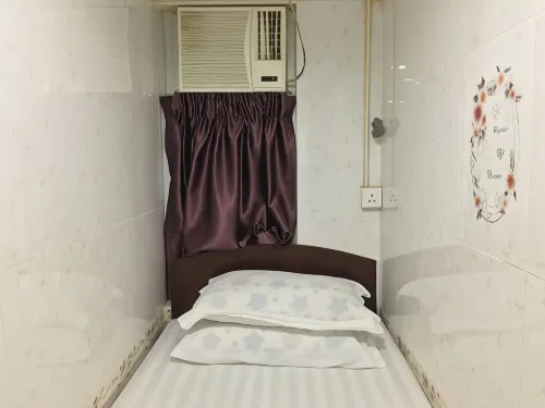 Everest Hostel Block E Rooms Photos