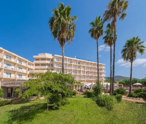 Invisa Hotel Es Pla - Adults Only Esterni Photos