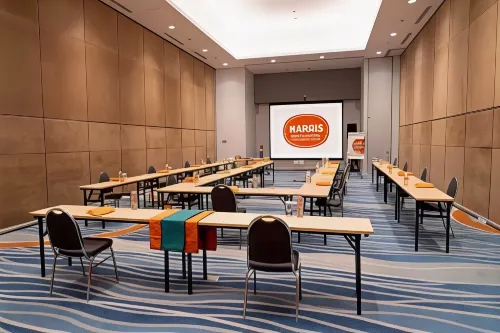 HARRIS Hotel & Conventions Kelapa Gading - Jakarta Fasilitas Bisnis Photos