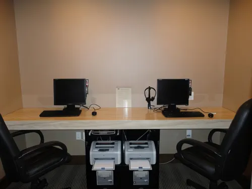 Holiday Inn Vancouver-Centre Broadway Business Photos
