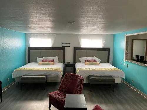 Nampa Inn & Suites Photos