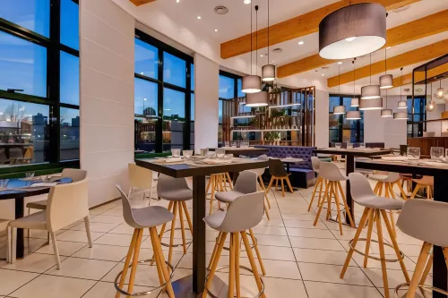 Holiday Inn Bologna - Fiera Restauration Photos