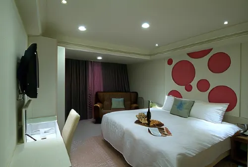 Kiwi Express Hotel Taichung Zhongzheng Photos