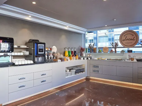 Mercure Barcelona Condor Dining Photos