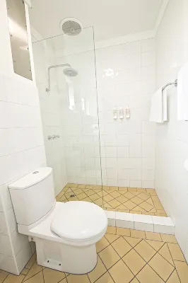 Southend Hotel Rooms Photos