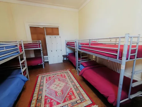 Embassie Backpackers Photos