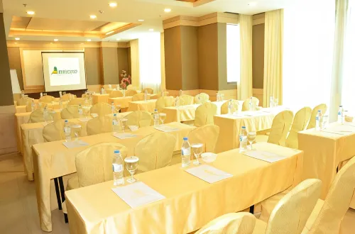 Nagoya Hill Hotel Batam Espaces Affaires Photos