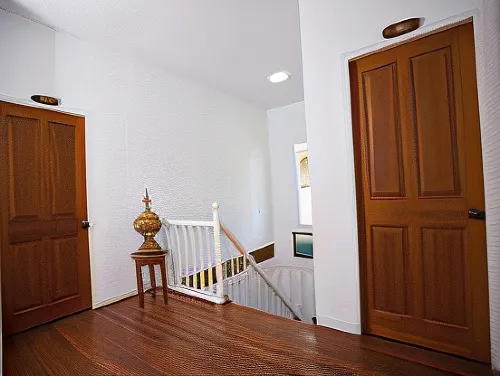 New Wave Hotel Photos