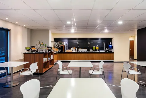 City Express Plus by Marriott Cali Colombia Dining Photos