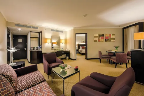 Ramada Plaza by Wyndham Dubai Deira Featured Photos