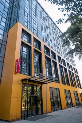 宜必思第比利斯體育場酒店（2019 年 11 月開業） 外觀 Photos
