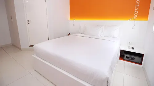 Starlet Hotel Serpong Tangerang Photos