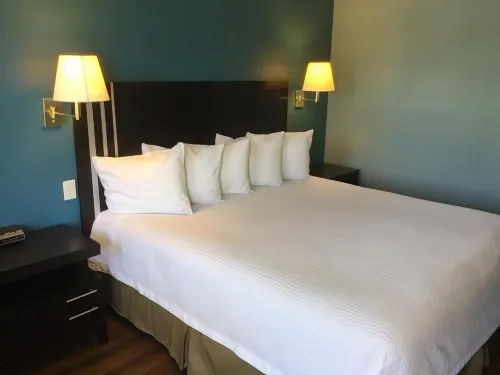 Days Inn by Wyndham Carson City Rooms Photos