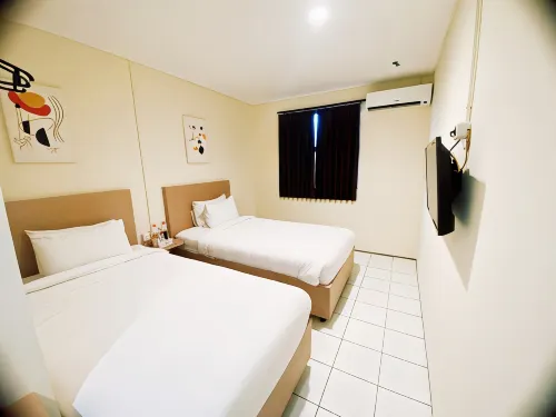 Hkita Hotel Kamar Photos