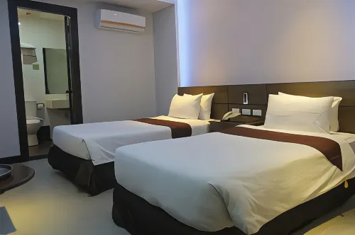 Castle Peak Hotel Photos