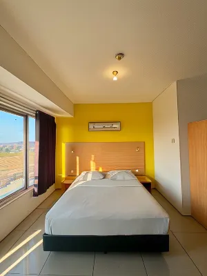 NEWLY Prima Orchard Hotel Bekasi Kamar Photos