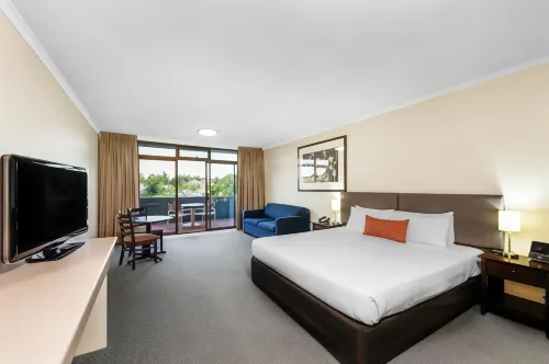 Comfort Hotel Adelaide Meridien Photos