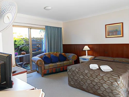 Augusta's Georgiana Molloy Motel Photos