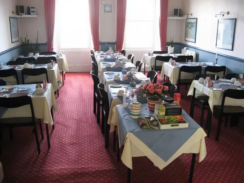 Alexandra Hotel Restauration Photos