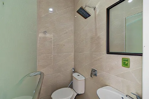 Urbanview Hotel Cengkareng Jakarta by RedDoorz Rooms Photos
