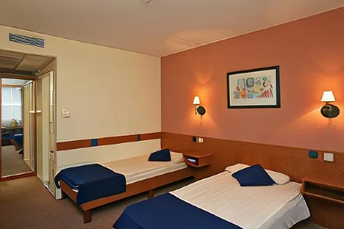 Hotel Mediterran Photos