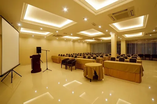Hotel Valenza Бизнес-удобства Photos