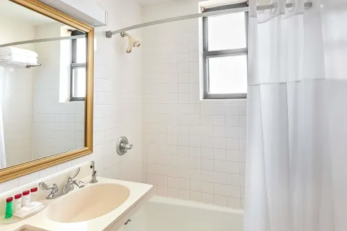 Ramada by Wyndham Jersey City Kamar Photos