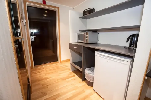 F2 Hotel Photos