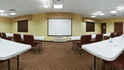 Holiday Inn Express & Suites Detroit - Farmington Hills Espaces Affaires Photos