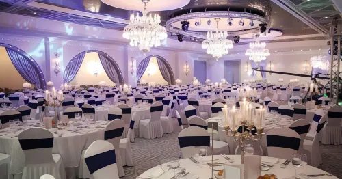 Wyndham Grand Istanbul Kalamış Marina Hotel Restauration Photos