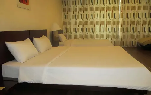 Kim Tho Hotel Rooms Photos