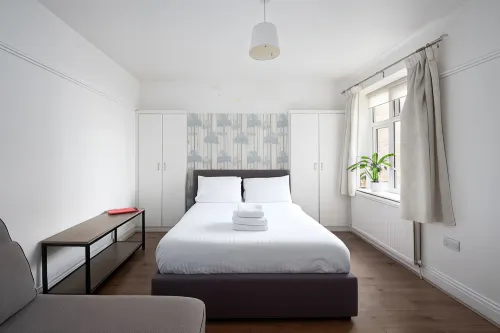 Argyle Apart Hotel Rooms Photos