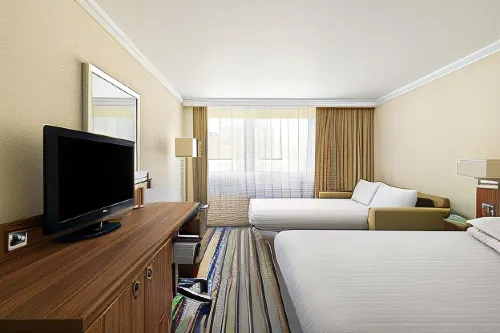 Holiday Inn Norwich Rum Photos