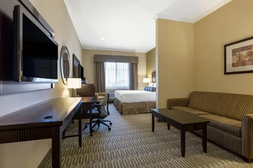 The Oaks Hotel & Suites Photos