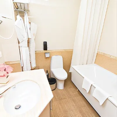 King Hotel Astana Номера Photos