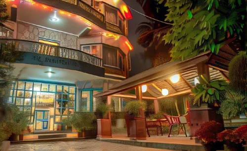 Hotel Silver Oaks Inn Esterni Photos