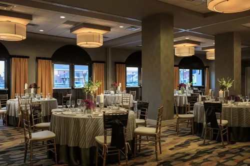 Courtyard Philadelphia Lansdale Dining Photos