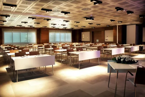 Point Hotel Barbaros Business Facilities Photos