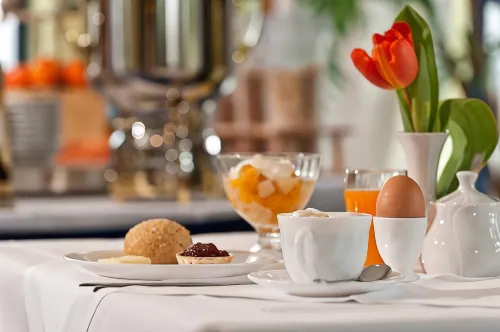 Tryp by Wyndham Kassel City Centre Restauration Photos