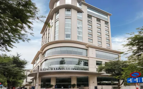 Central Palace Hotel Exterior Photos