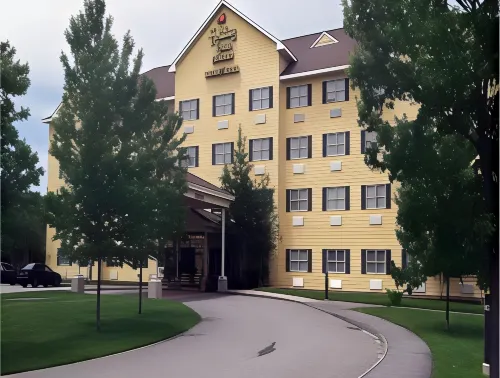 Ramada by Wyndham Saco/Old Orchard Beach Area Exterior Photos
