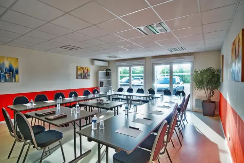 Adonis Hotel Bayonne Business Photos