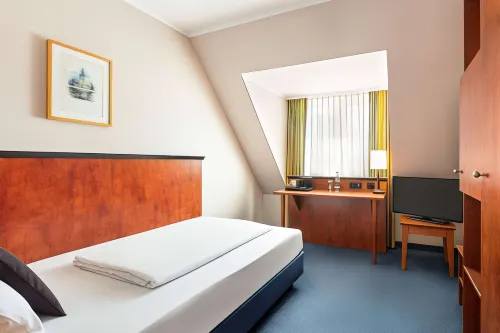 Amedia Frankfurt Russelsheim Trademark Collection by Wyndham Zimmer Photos