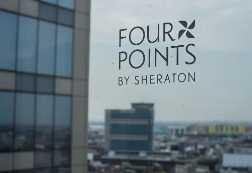 Four Points by Sheraton Surabaya, Tunjungan Plaza Dekat Hotel Photos