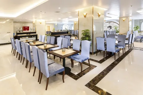 Khách sạn Royal Quảng Bình Ăn uống Photos
