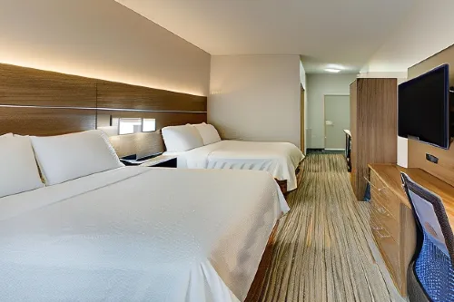 Holiday Inn Express & Suites Atlanta-Emory University Area Rooms Photos