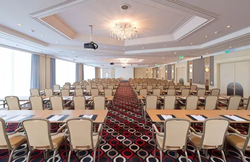 Leonardo Hotel Munich Arabellapark Business Photos