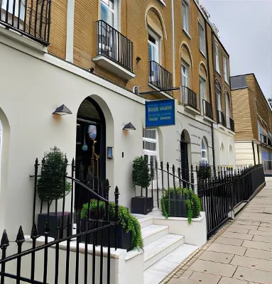 Crestfield Hotel Exterior Photos