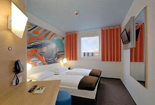 B&B HOTEL Böblingen Rooms Photos
